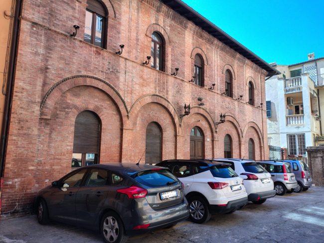 piazzetta via gramsci macerata (1)
