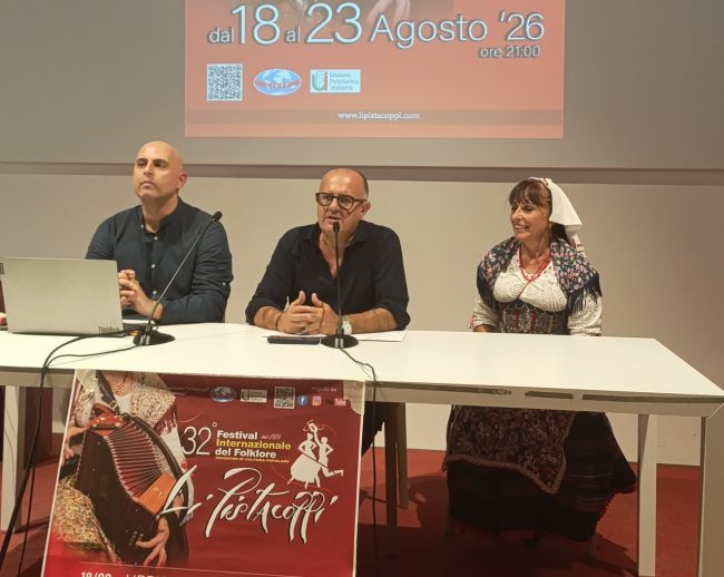 pistacoppi festival folklore macerata (2)