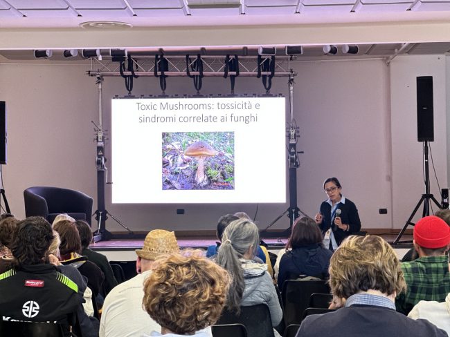 04_MicoVerso2026_Lezione-divulgazione-micologica_Serravalle-di-Chienti