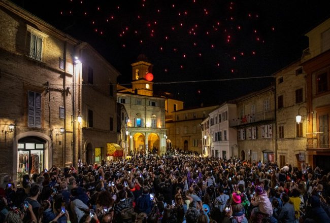 Accensione_nasone_Clown_ph_Massimo_Zanconi_1_md
