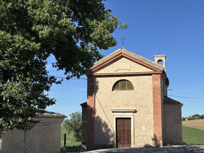 Chiesetta di San Carlo tra gli ulivi (2) cingoli