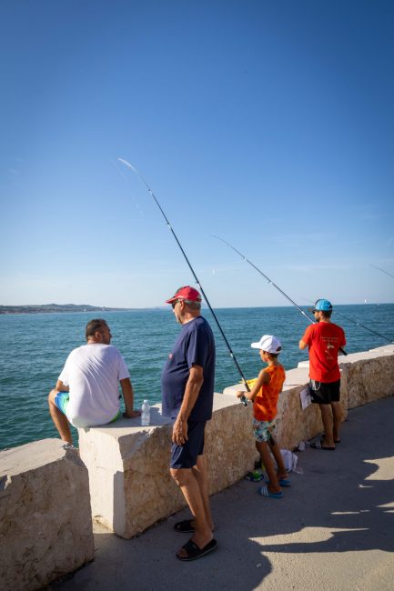 a pesca con mamma e papà civitanova foto gasparroni10.jpg