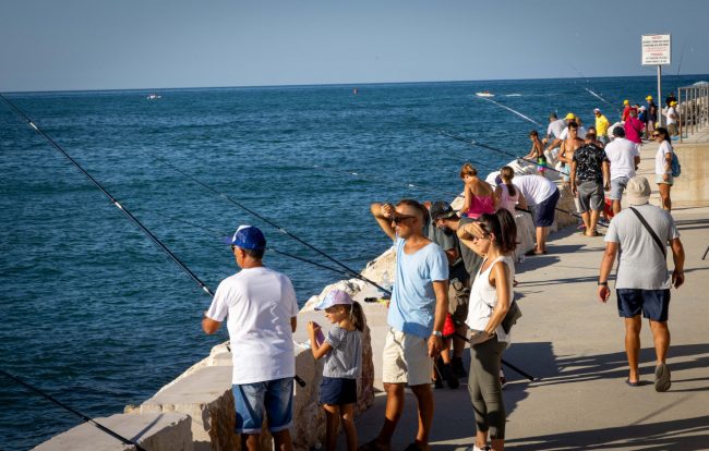 a pesca con mamma e papà civitanova foto gasparroni2.jpg
