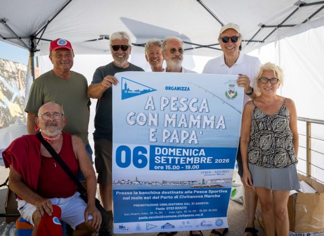 a pesca con mamma e papà civitanova foto gasparroni3.jpg