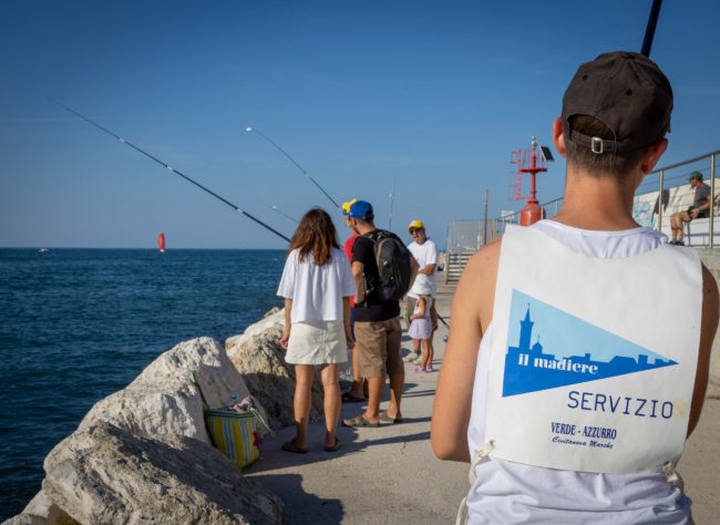 a pesca con mamma e papà civitanova foto gasparroni5.jpg