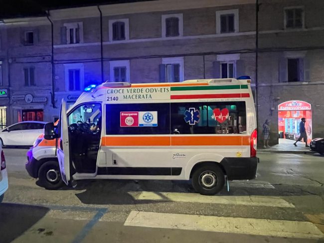ambulanza 118 corso cavour macerata archivio