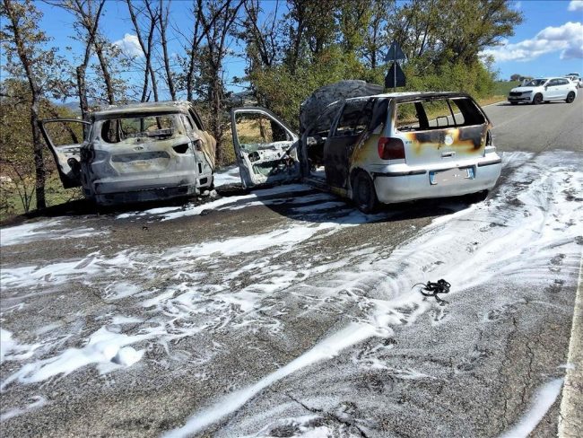 auto incendiate recanati