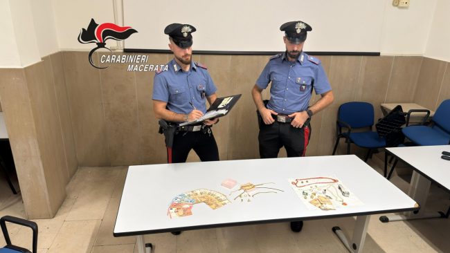 carabinieri truffa soldi gioielli (2)