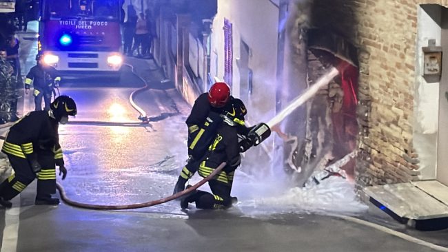 incendio morrovalle 5