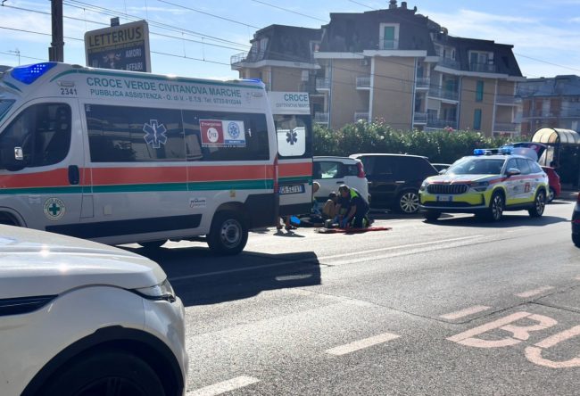 incidente auto moto statale civitanova (6)