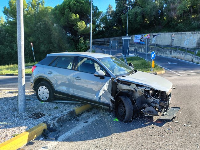 incidente macerata