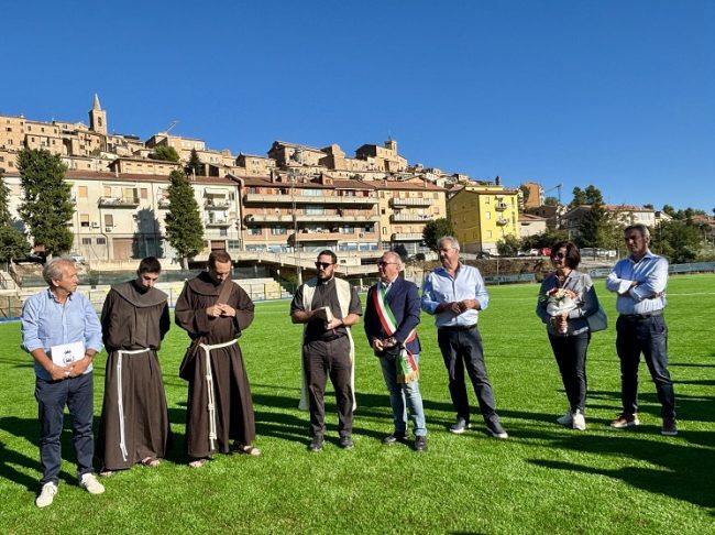 nuovo manto campo treia (1)