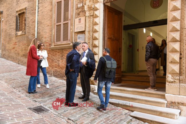 Acquaroli_Riunione in Comune_FF-7