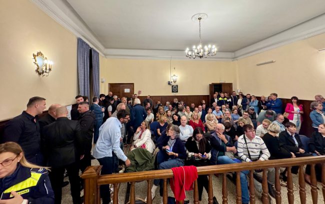 Consiglio comunale civitanova Feliziani 2