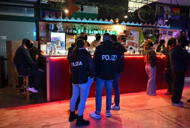 controlli locale recanati (4)