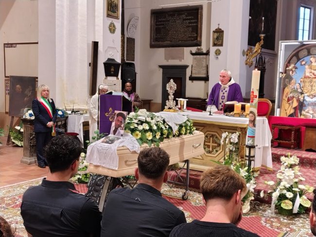 funerale stefano fiori 8