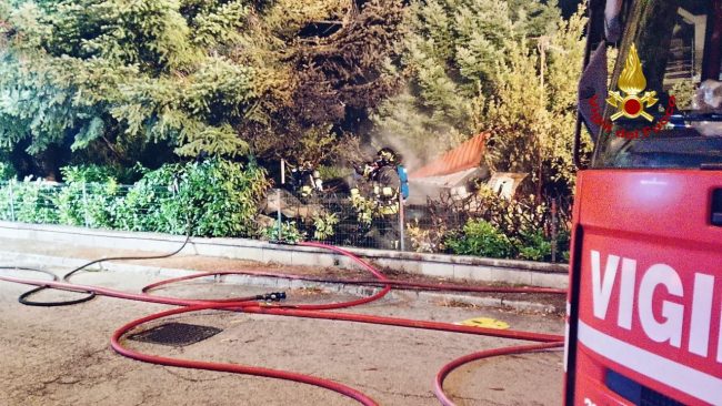 incendio pieve torina roulotte (1)
