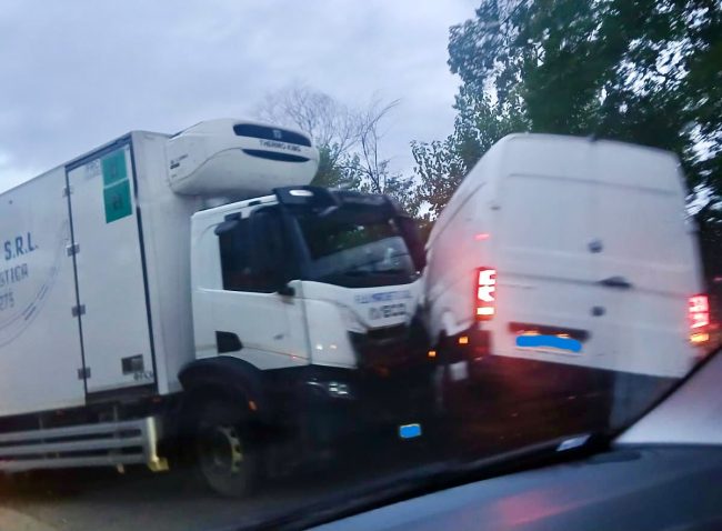 incidente macerata università via bramante polo bertelli (1)