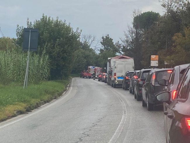 incidente macerata università via bramante polo bertelli (10)