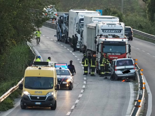 incidente superstrada macerata ovest sfrzacosta (11)