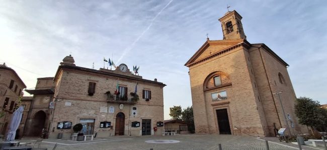 piazza colmurano