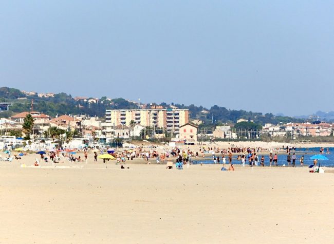 spiaggia ottobre civitanova5