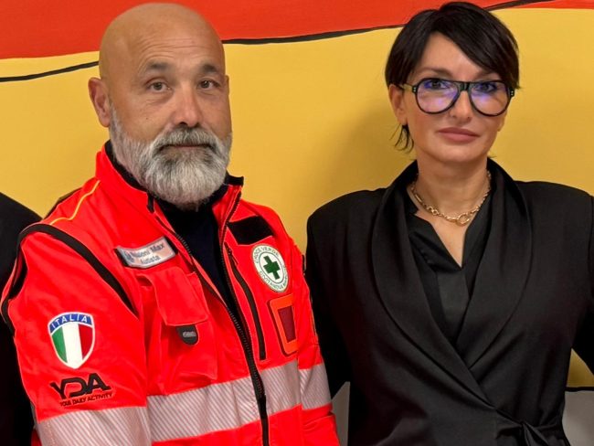susanna salvatelli croce verde (1)